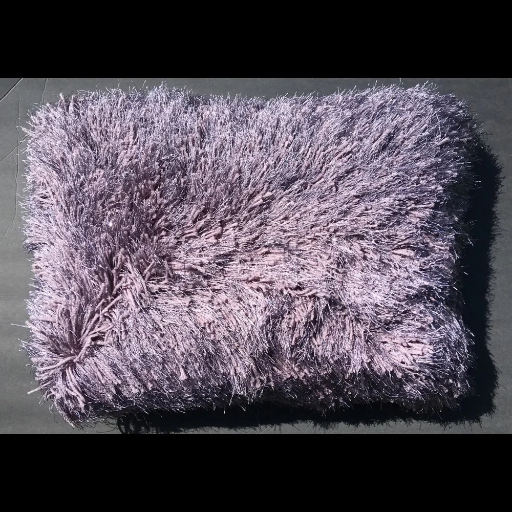 Mina Victory Throw Pillow Lumbar Yarn Shimmer Shag 14” x 20” Lavender Silver NWT